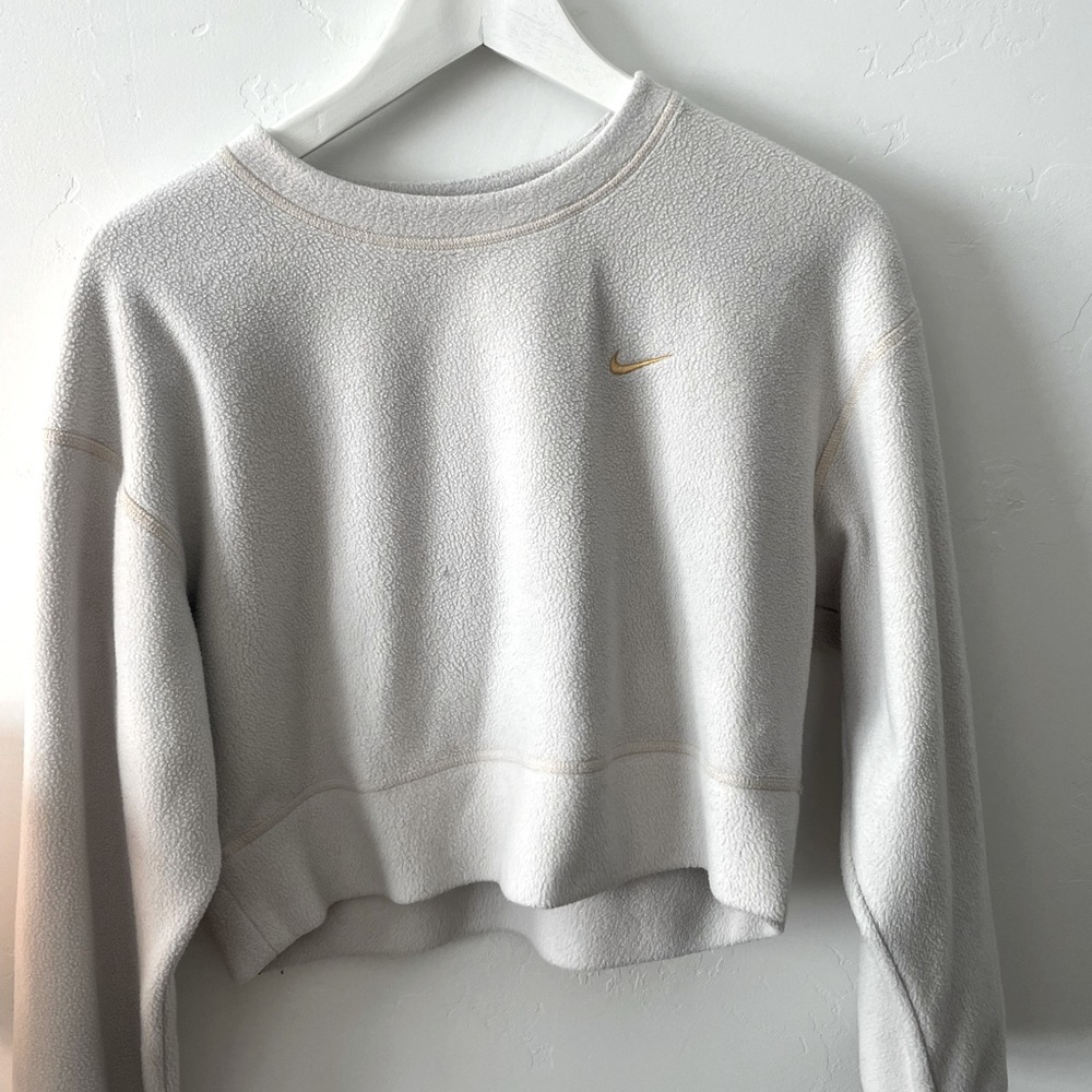 Small Nike fleece pull over